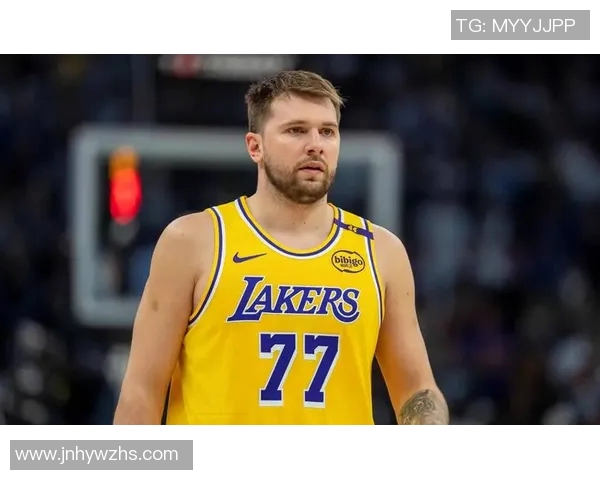 东契奇三双胜旧主 詹姆斯末节挽狂澜