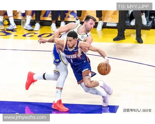 大崩盘！湖人被轰19-0陷被动：东契奇复出19分，里夫斯9中2哑火